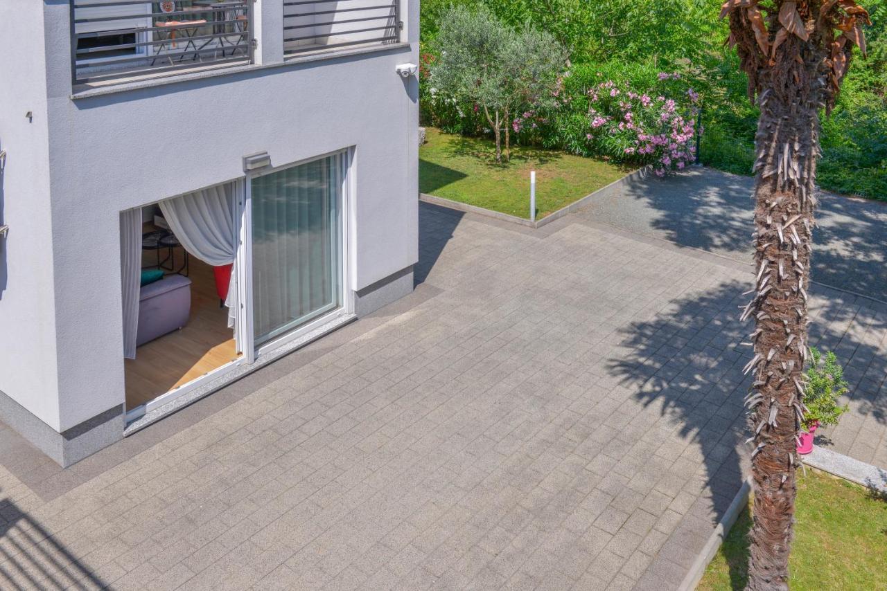 Piano Apartament