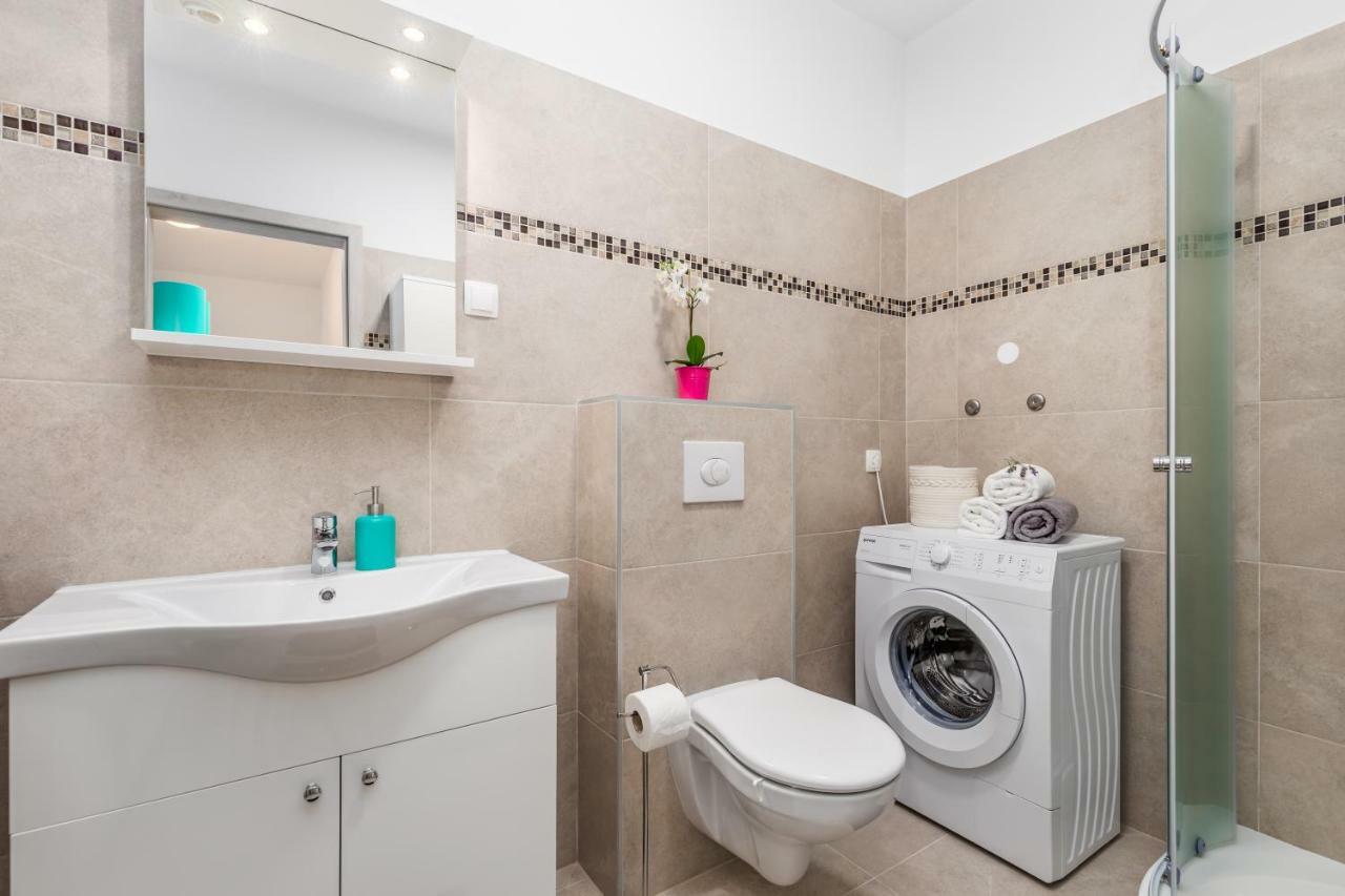 Piano Apartament